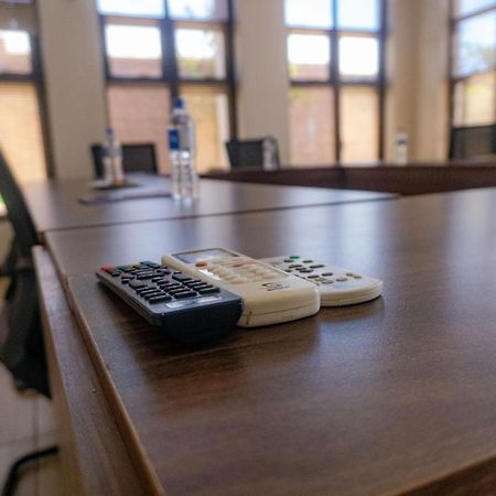 Legacy Suites Lilongwe Esterno foto